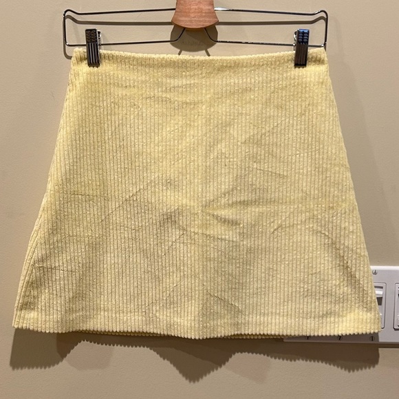 EUC Size 4 Wilfred Corduroy mini skirt. Zipper enclosure and fully lined. - Picture 3 of 7